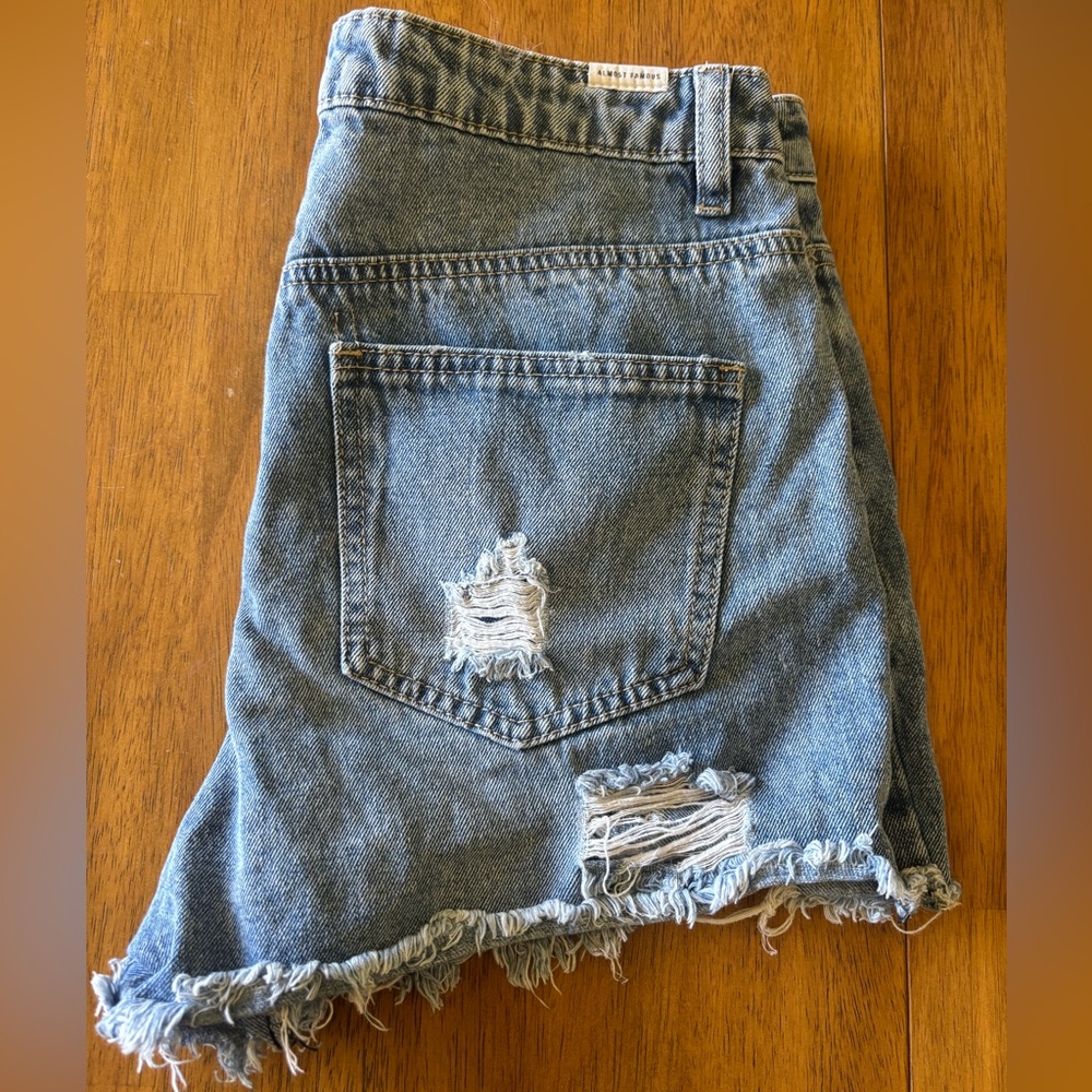Almost Famous Classic Denim Shorts
